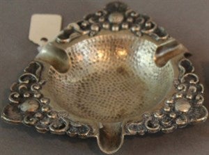 Image description is not available for DU1967.366.3